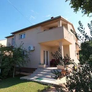 Apartments Jere 719 Appartamento