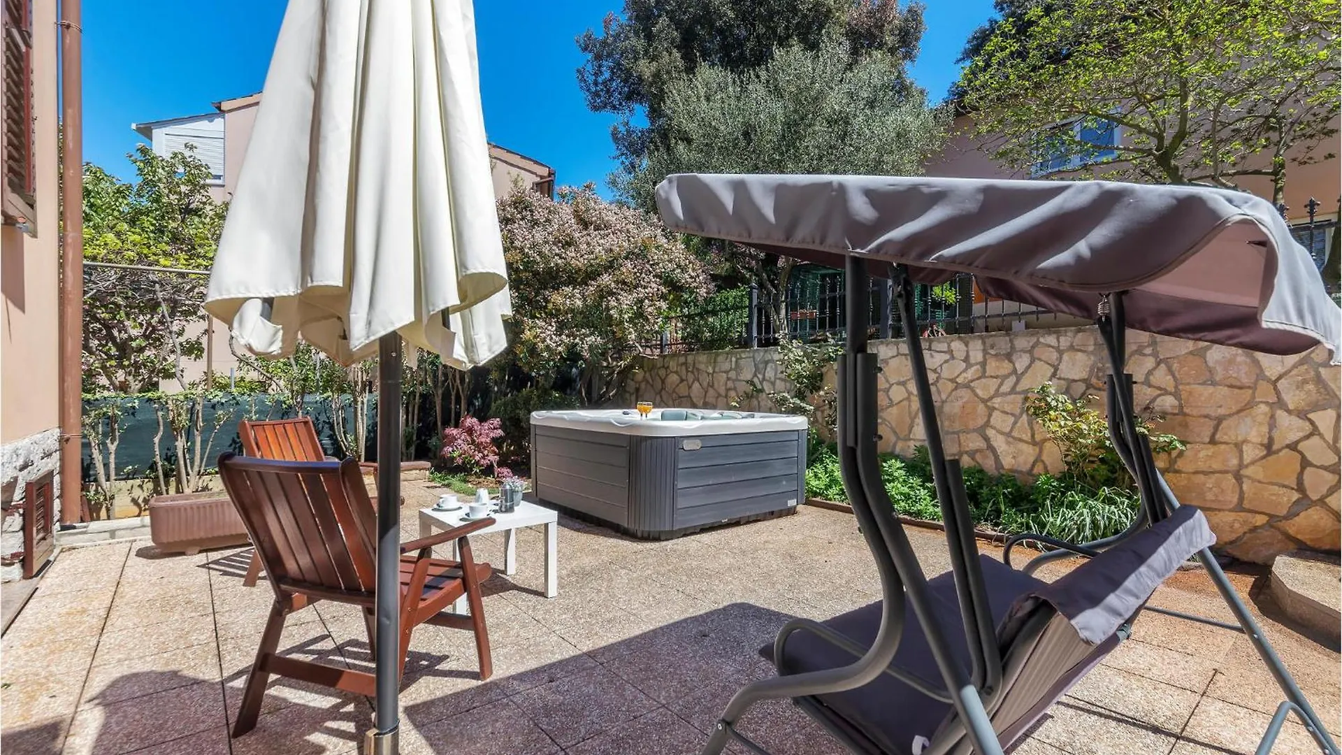 Nice Apartment In Pula With Kitchen Croatia
